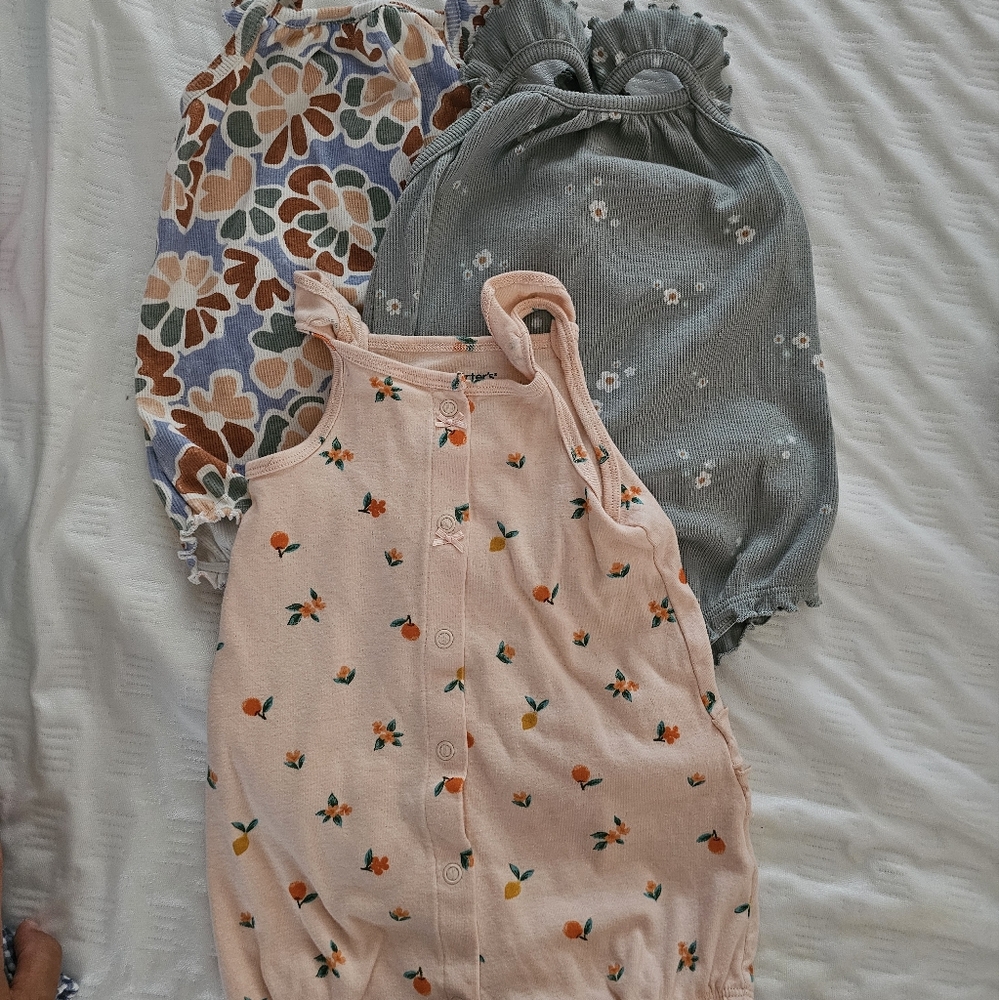 ⚠️LAST CHANCE⚠️NWOT Little Co/ Carters Bundle